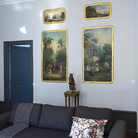 Eugenie: 1 Er Etage