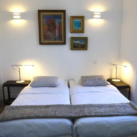 Eugenie: 1 Er Etage Апартаменты Bagneres-de-Luchon