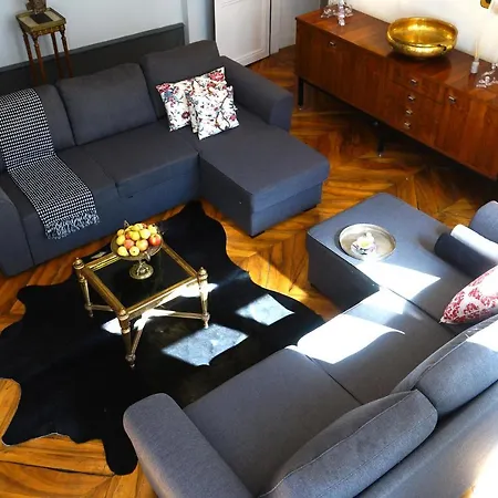 Eugenie: 1 Er Etage *